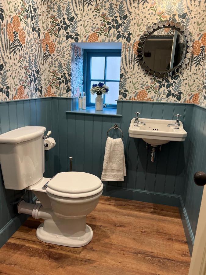 Quaint Self Contained Cottage Near Edinburgh. Loanhead المظهر الخارجي الصورة